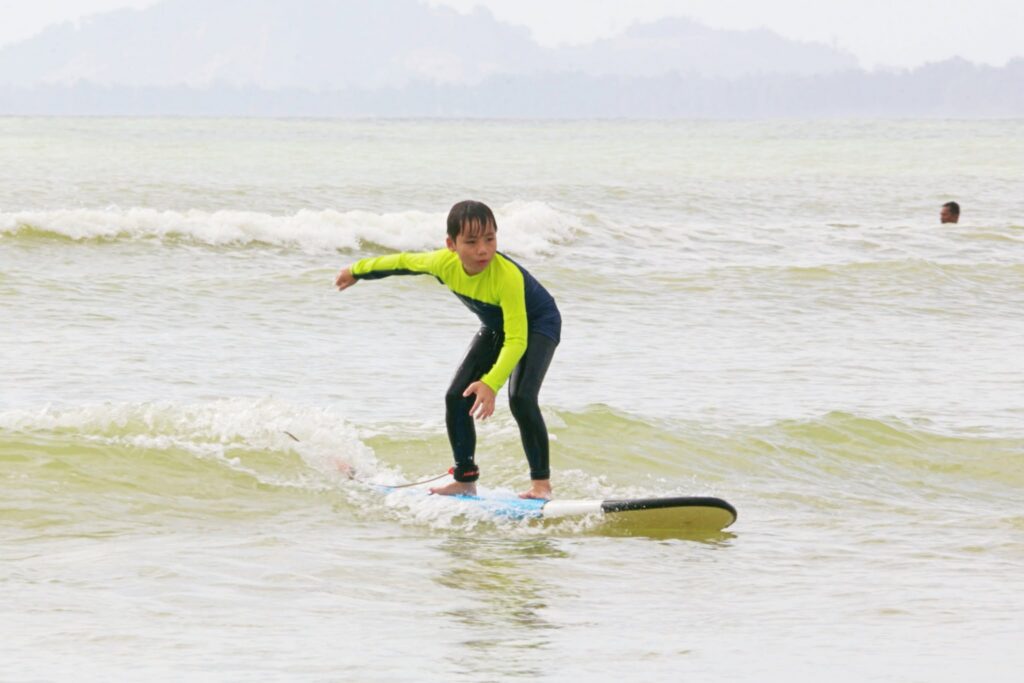 AB&C Fun Surf School