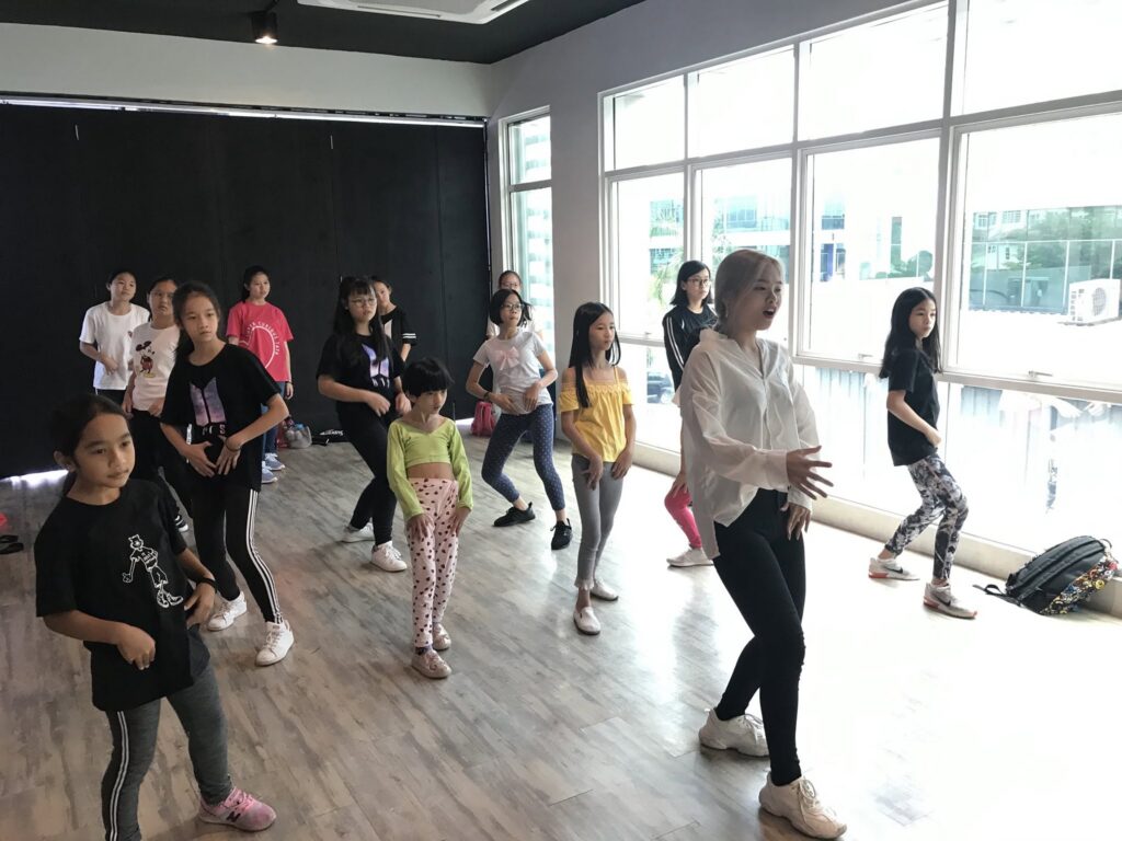 Unkids Dance Academy
